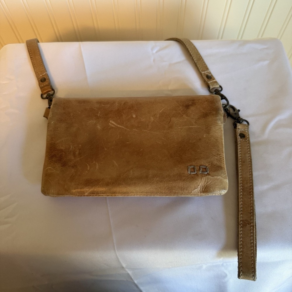 Bed Stu Cadence Crossbody Bag Purse Wristlet Cards Brown Tan Distressed Leather